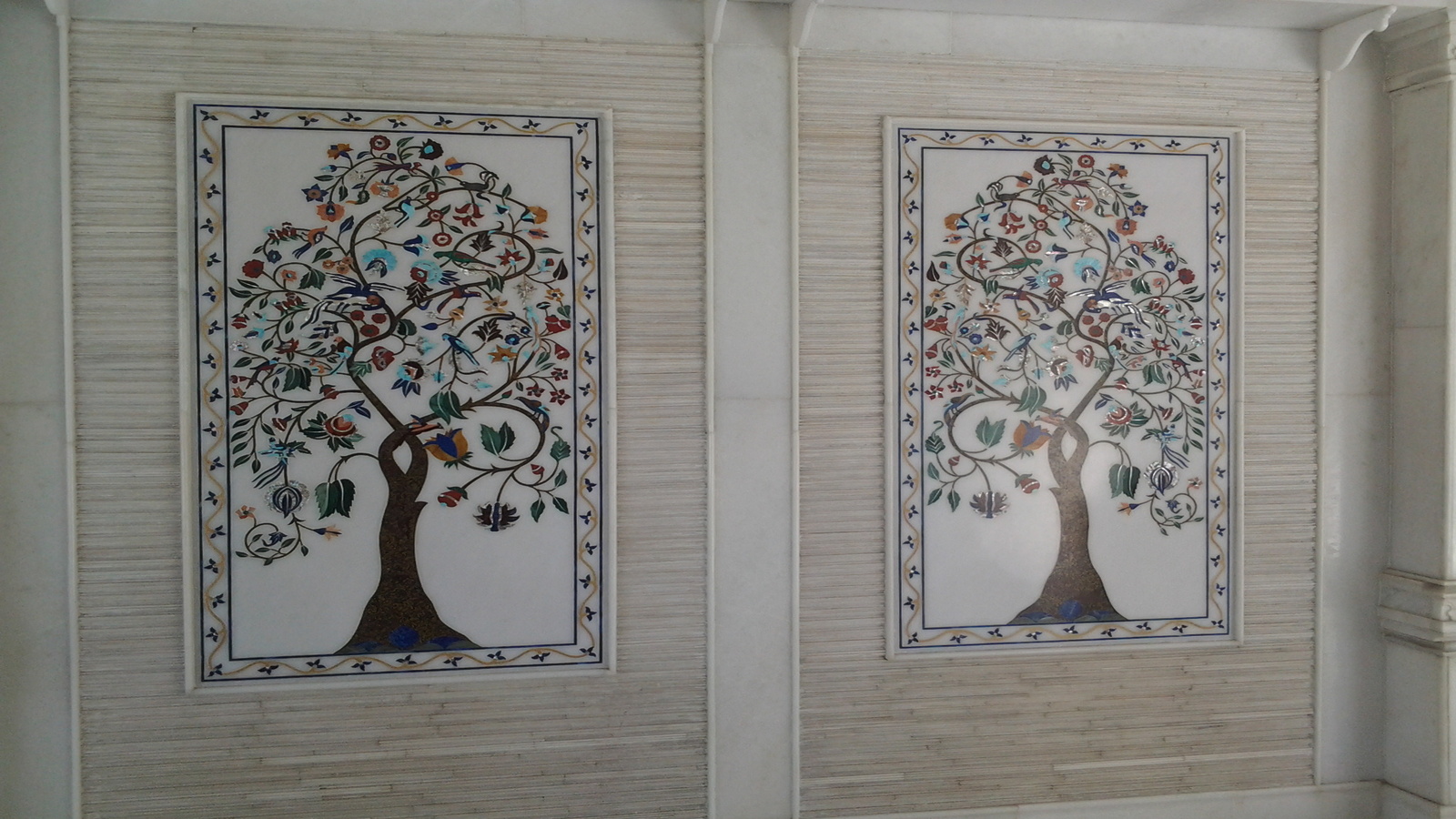 Marble and Semiprecious Stone Inlay Manufacturer from Rajasthan - India